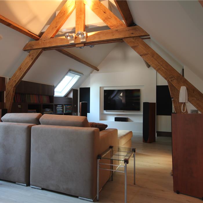 Zolderrenovatie | Zolderkamer inrichten? Tips en prijzen